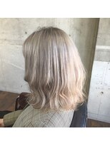 ガルボ ヘアー(garbo hair) ＃ホワイトカラー＃ボブ＃ケアブリーチ