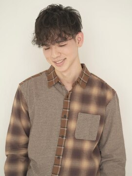 ルクスドレ 新宿(Luxe doree') 韓国マッシュ/センターパート/ツイストスパイラル[新宿駅]