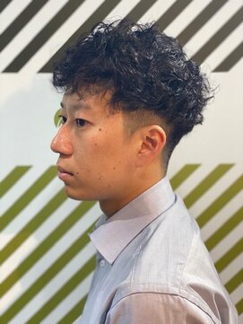 バーバーバー 四谷(BARBER-BAR) 大人カッコいい20代30代ソフトスペインカール