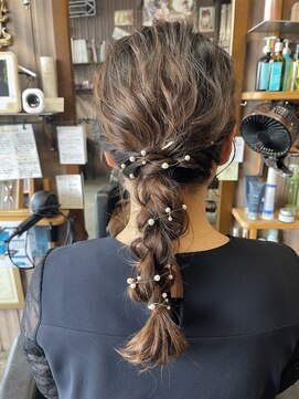 オーバーキャプテンネイキッド(OVER CAPTAIN NAKED) ルーズにまとめた編み下ろしアレンジ