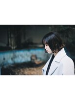 オルア(OLUA)&nbsp;切りっぱなしボブ×抜け感ハイライト