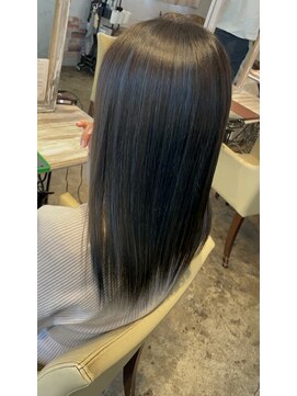 アドール(ADOR) [MIHO*ADOR] ブリーチ / ミルクティー / ハイトーン / ボブ