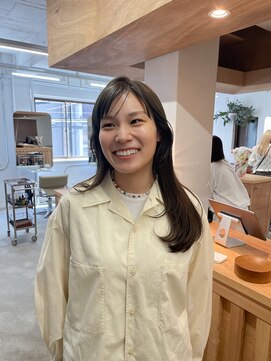 バド(bado) 前髪アレンジ