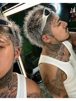 トライブ(TRIBE)&nbsp;ホワイトスパイキー