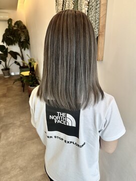 フェーディン(fa/din) バレイヤージュグレーアッシュ