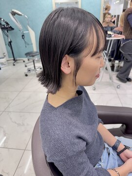 アッシュ 下北沢店(Ash) きりっぱなし外はねミニボブ