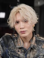 シーカー(SEEKER)&nbsp;センターパートウルフ×ニュアンスウェーブ