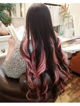 ヘアメイクアンドスパ エステ カエル(Hair make&SPA Kaeru)の写真/トレンドや季節感に合わせてあなただけのカラーをご提案♪発色の良さ&透明感で理想の髪色を叶えてくれる☆
