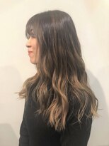 コマ(coma)&nbsp;【coma中野バレイヤージュグレージュ_セミウェットウェーブ