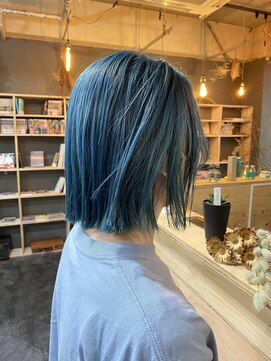 ルーシーバイパム 恵比寿(Lucy by PAM.) ターコイズブルー