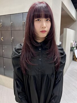 ヘアー アイス ルーチェ(HAIR ICI LUCE) ウルフカット/レイヤーカット/ロングウルフ/ワインレッド/城倉