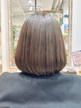 コンフィープラス(comfy plus) 透明感♪【髪質改善】内巻き艶感ショートボブ小顔レイヤーカット