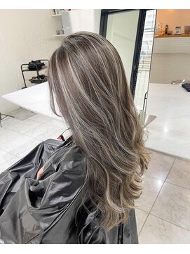 ブレンド 渋谷(BLend) ハイライトブルージュマチルダボブインナーグレージュ前髪