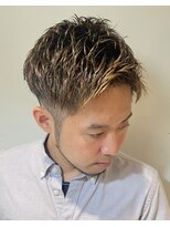フリーク バーバーショップ 都島店(FREAK BARBER SHOP) ツーブロックショートアップバングゴールドカラー