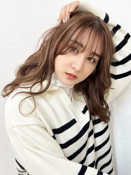 ガーディナ(Gardina) ブラウンヘア　顔周りカット　シースルーバング　小顔カット