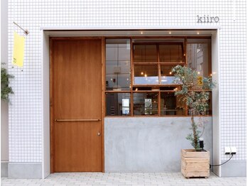 kiiro 【キイロ】