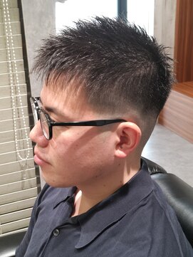 ヨシザワインク バンダイ(YOSHIZAWA Inc. BANDAI) 新潟/万代/バーバー/メンズ専門/フェードカット/スキンフェード