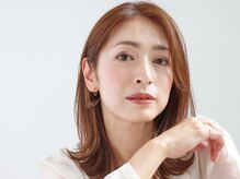 数十種類のカラーのブレンドで白髪の悩みも解決