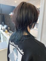 キャアリー(Caary) 福山人気ダブルカラー透明感ブルーブラックウルフヘア20代30代