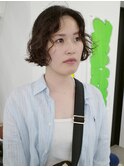 透明感ブラウン/ゆるふわパーマ/ショートボブ/前髪なし