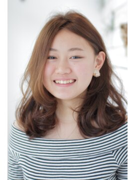 ニーノ(nino) ミディアム