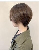 ビーハイブアヴェダ PARCO2店(BEHIVE AVEDA)&nbsp;【BEHIVE　高橋】　大人可愛い襟足すっきりショートボブ