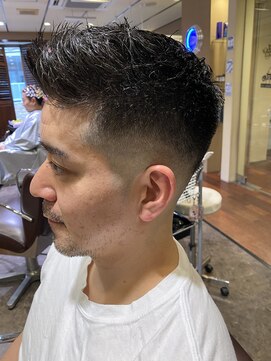 リットジェンツ 千葉(Lit Gents) ミドルフェード×ジェットモヒカン【YUSUKE】