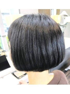 エノモト(ENOMOTO) 暗髪×黒髪大人可愛いミニボブヘア