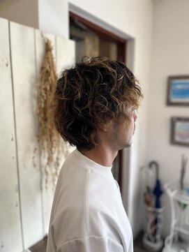 楽流頭 オブヘアー(of hair) メンズスパイラルパーマ