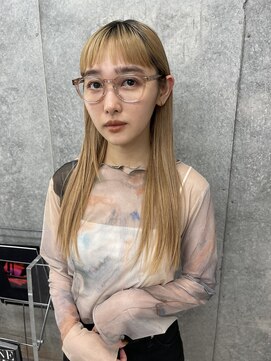 アザー(o. the .r) 切りっぱなしロングスタイル。