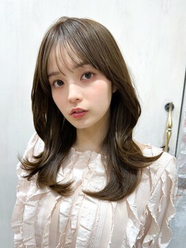 アフロート ルヴア(AFLOAT RUVUA) 小顔バングハイレイヤーロング韓国風くびれ顔まわりカット新宿