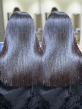 ジェム リット(GEM lit) 癖毛さん必見！傷ませないツヤツヤ縮毛矯正◎