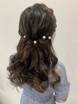 ベルグロー 北新地上通り店(BELLEGROW) 困ったときの王道ハーフアップ