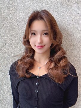 ディオ アンド ルーチェ(Dio&Luce) トープグレージュ×レイヤーカット×麻布十番