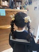 コジック ヘアアンドアイ(Cogic hair & eye)&nbsp;ヘアセットツインテール編み下ろしお呼ばれ卒業式卒園式