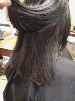 サロンドミルク 原宿(salon de MiLK)&nbsp;インナーカラー×ライトグレー