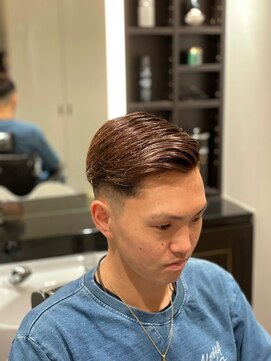 グリーディーフォックス 代々木(Greedy FOX) かき上げヘア/サイドパート/韓国マッシュ/フェードカット/代々木