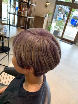 ユリイカビヨウシツ ショートヘア