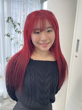 ジーナ オモテサンドウ(XENA) レッドカラー×ブリーチカラー×マニキュアカラー