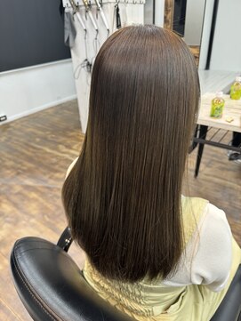 ヤイ(Yhai) ストレート