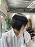 【ADORE横浜】切りっぱなしボブ×顔まわりレイヤー