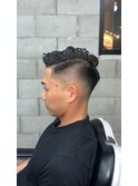 サイドパートスキンフェード×パーマ