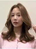ミルクティーベージュ×韓国風ミディアム