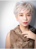 ホワイトブロンドイメチェンくせ毛風小顔ショートv大宮20代30代