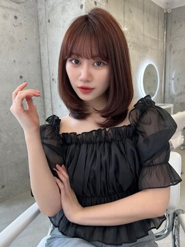 アイヴィ 表参道(IVY) ツヤ髪 透明感カラー ワンカールレイヤー【肥田亜沙美】