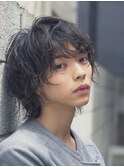 フェザーパーマで決まるミディアムサーフカール