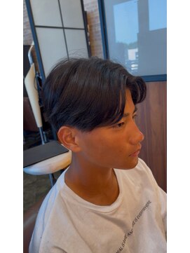 リリーヘアサロン(LILY hair salon) センターパート