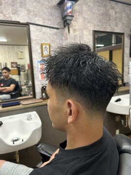 アールズ ヘア(R's hair) MEN’S HAIR/ブルーブラック/フェザーパーマ/ 印西　印西市