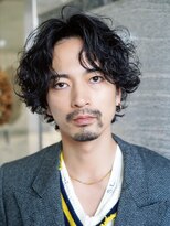 ライラ(Lyla)&nbsp;salonLylaオリジナルウェーブ　抜け感グランジmen'sミディ