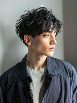 プラス ファースト ヘア(Plus 1st) シャドウパーマ×シアーブラック